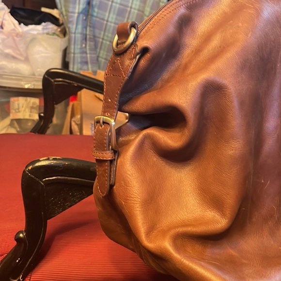 NWOT LARGE WEEKENDER SATCHEL RUGID SLIGHT DISTRESSED BROWN SMOOTH COWHIDE - Picture 3 of 9
